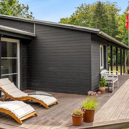 Elenora - 200m From The Sea By Interhome Сasa de vacaciones *